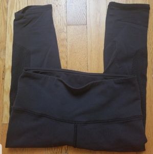 LULULEMON capris size 4